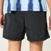 Short de football mi-cuisse