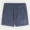 Short de sport graphique mi-cuisse Short de sport graphique mi-cuisse
