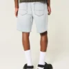 Short en denim ample au-dessus du genou Short en denim ample au-dessus du genou