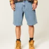 Short en denim ample avec logo brodé Short en denim ample avec logo brodé