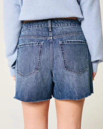 Short en denim décontracté taille haute, délavage moyen foncé, 5 pouces