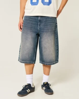 Short en denim délavé moyen