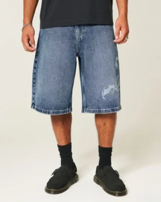Short en denim super baggy avec motif scorpion Short en denim super baggy avec motif scorpion