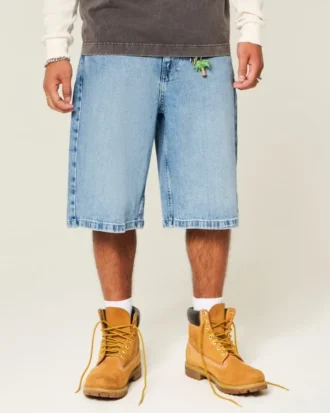 Short en denim super baggy avec motif tête de mort