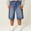 Short en denim super baggy délavé foncé