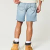 Short en jean ample délavé au-dessus du genou Short en jean ample délavé au-dessus du genou