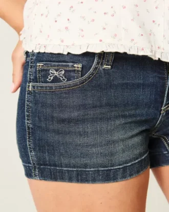 Short en jean brodé taille basse délavé foncé