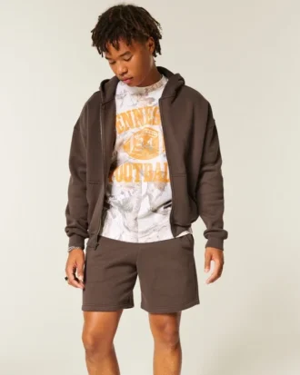 Short en molleton au-dessus du genou