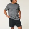 Short en molleton rafraîchissant mi-cuisse Short en molleton rafraîchissant mi-cuisse