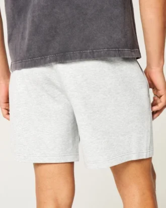 Short en molleton rafraîchissant mi-cuisse Short en molleton rafraîchissant mi-cuisse