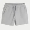 Short en molleton rafraîchissant mi-cuisse Short en molleton rafraîchissant mi-cuisse