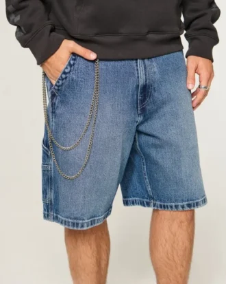 Short peintre en denim ample, délavage moyen