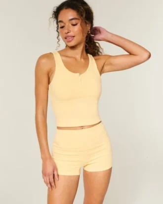 Shortie basique indispensable