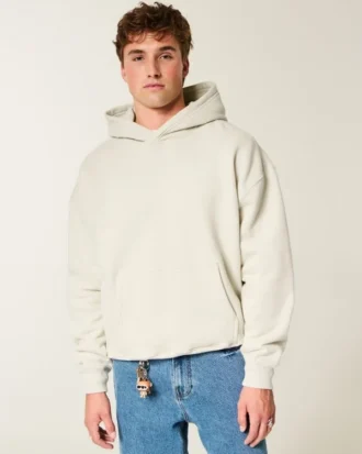 sweat capuche carr 1 16 330x413 - Sweat &agrave; capuche carr&eacute;