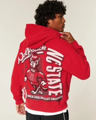 Sweat à capuche graphique Boxy North Carolina State University Wolfpack