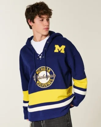 Sweat à capuche graphique de hockey Wolverines de l&rsquo;université du Michigan