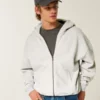 Sweat à capuche zippé Sweat à capuche zippé