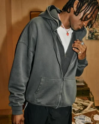 Sweat à capuche zippé