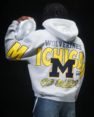 Sweat à capuche zippé carré avec motif graphique Wolverines de l&rsquo;université du Michigan