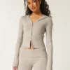 Sweat à capuche zippé en maille confortable Gilly Hicks Sweat à capuche zippé en maille confortable Gilly Hicks