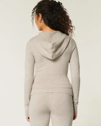 Sweat à capuche zippé en maille confortable Gilly Hicks Sweat à capuche zippé en maille confortable Gilly Hicks
