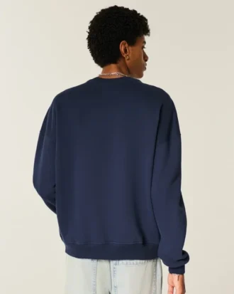 Sweat-shirt graphique à col rond et coupe carrée