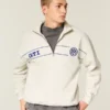 Sweat-shirt graphique Volkswagen à demi-zip et coupe carrée Sweat-shirt graphique Volkswagen à demi-zip et coupe carrée