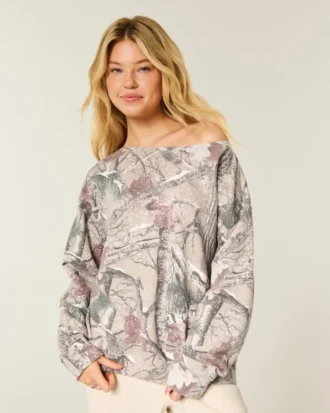 Sweat-shirt oversize à épaules dénudées et motif camouflage
