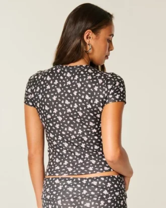 T-shirt bébé en tricot toujours confortable