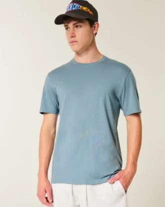T-shirt classique à col rond T-shirt classique à col rond