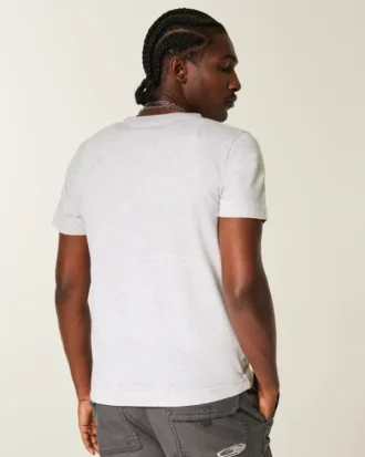 T-shirt à col en V