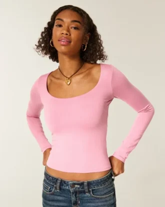 T-shirt à manches longues sans coutures et encolure dégagée