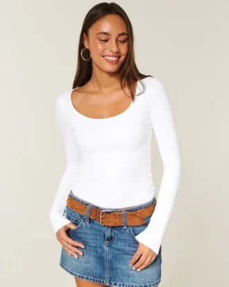 T-shirt à manches longues sans coutures et encolure dégagée