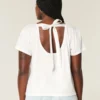 T-shirt à motif cœur et nœud dans le dos