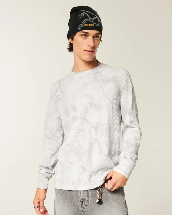 T-shirt thermique à manches longues et col rond, coupe décontractée, motif camouflage T-shirt thermique à manches longues et col rond, coupe décontractée, motif camouflage