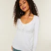 Top babydoll Henley facile à nouer dans le dos Top babydoll Henley facile à nouer dans le dos