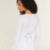 Top babydoll Henley facile à nouer dans le dos Top babydoll Henley facile à nouer dans le dos