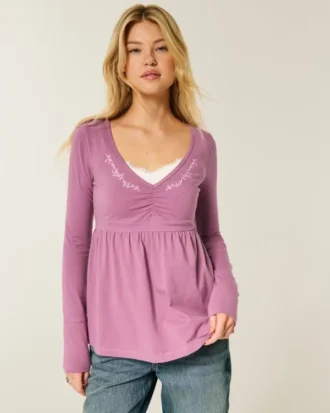 Top babydoll à manches longues et poitrine pincée Top babydoll à manches longues et poitrine pincée