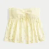 Top babydoll sans bretelles à smocks sur la poitrine Top babydoll sans bretelles à smocks sur la poitrine