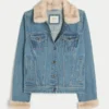Veste en jean avec bordure en fausse fourrure Veste en jean avec bordure en fausse fourrure