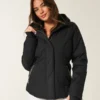 Veste toutes saisons doublée de fausse fourrure Veste toutes saisons doublée de fausse fourrure