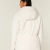 Veste toutes saisons doublée de fausse fourrure Veste toutes saisons doublée de fausse fourrure