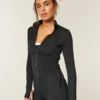 Veste zippée à nouer sur le côté Gilly Hicks Active Recharge Veste zippée à nouer sur le côté Gilly Hicks Active Recharge